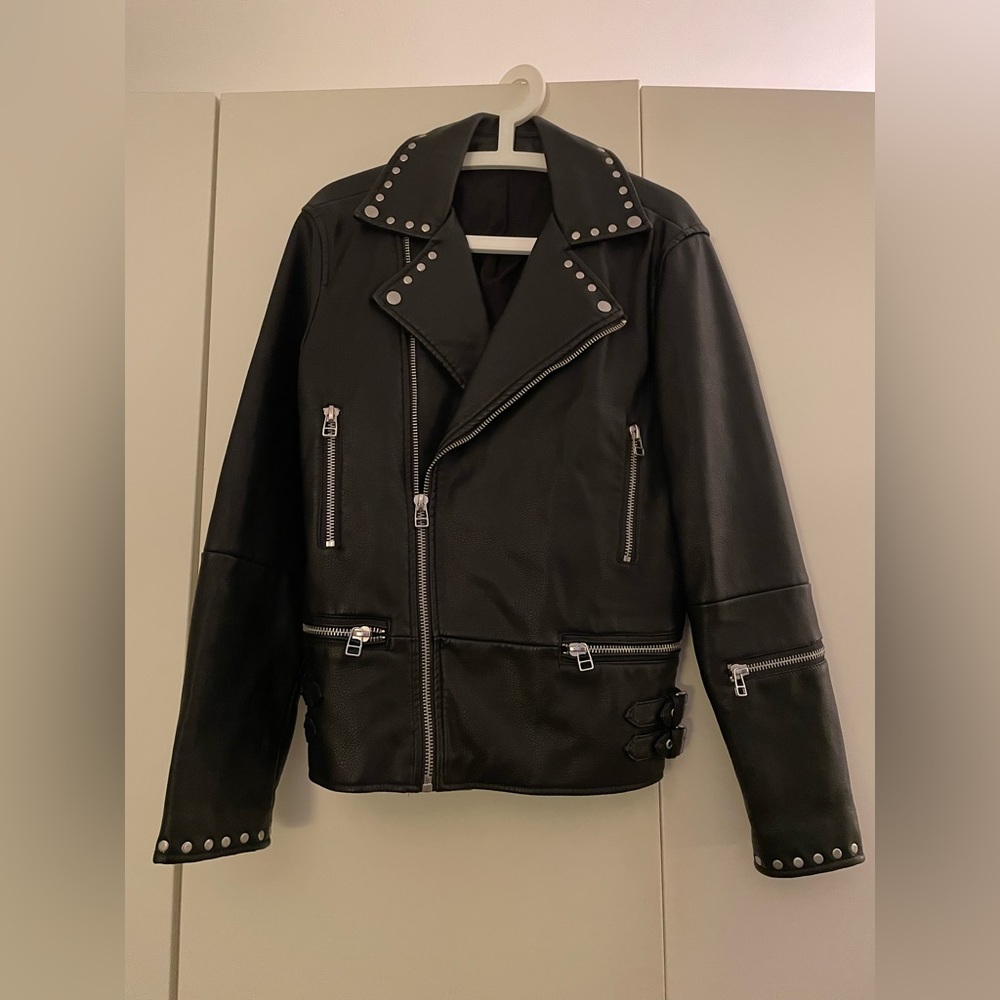 Men’s Zara Black Leather Jacket with Stud Detailing